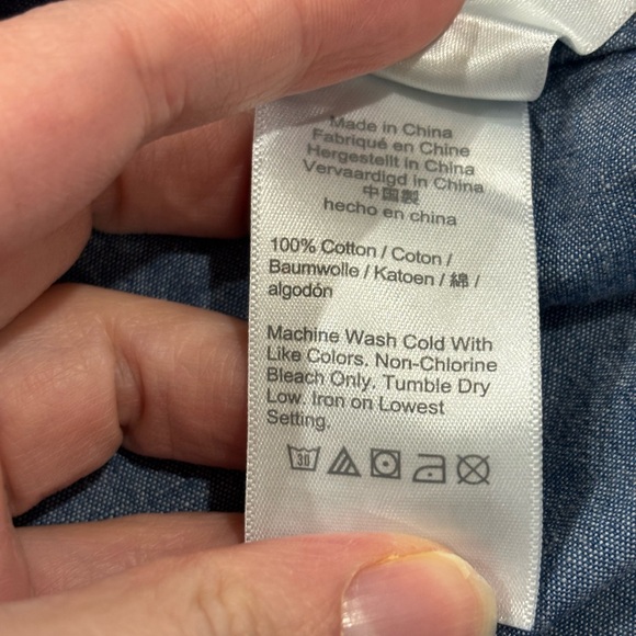 J CREW • Women’s Classic Fit Ruffle Neck Cotton Chambray Denim Button Up Shirt - Picture 6 of 6